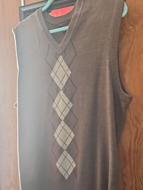 Dockers Brown Argyle V-Neck Sweater Vest